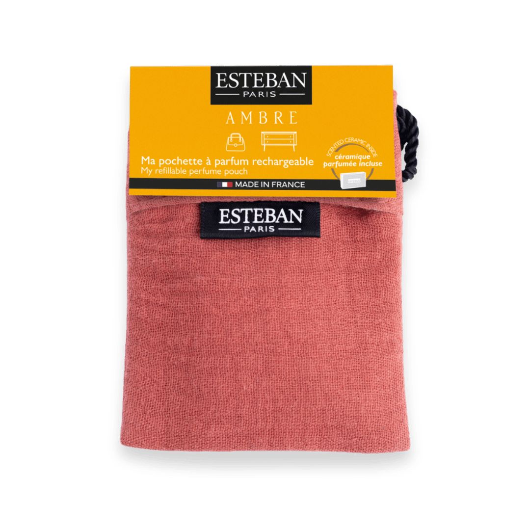 Pochette à parfum rechargeable Esteban Paris Ambre, pochon textile rose avec céramique parfumée incluse, conçu pour parfumer les petits espaces, tiroirs, placards ou voiture