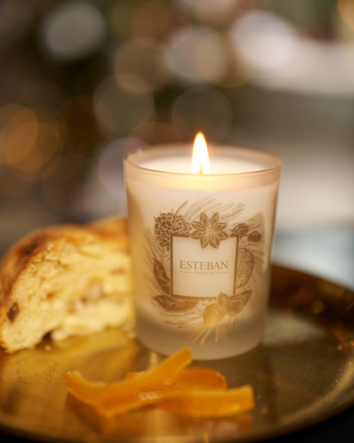 Scented candle - Panettone - limited Christmas edition - refillable - 180g