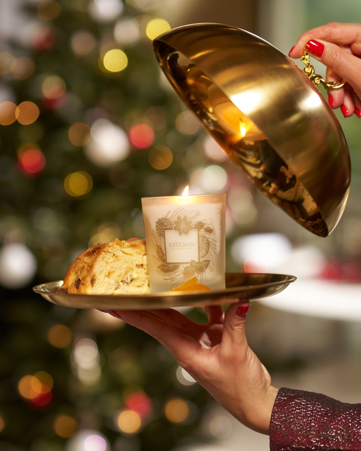 Scented candle - Panettone - limited Christmas edition - refillable - 180g